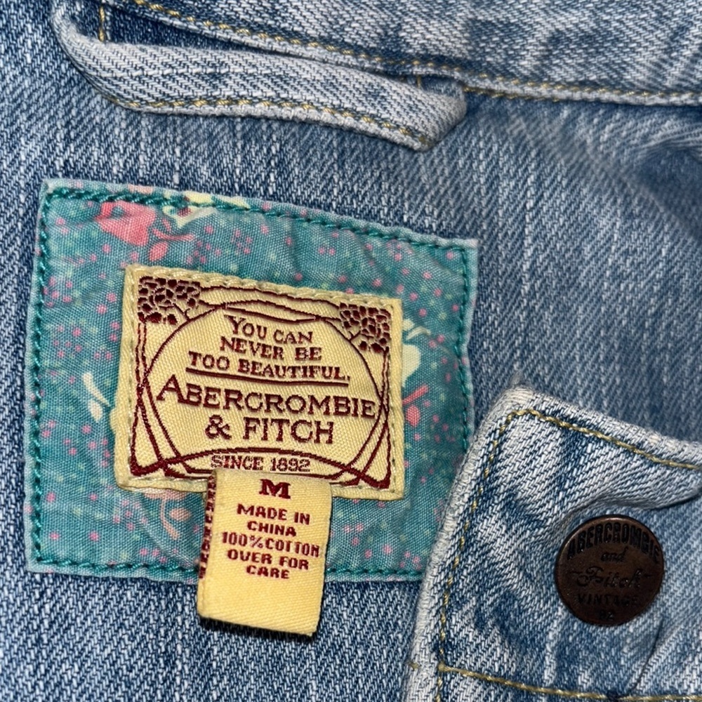 Y2K vintage Abercrombie & Fitch trucker distressed Light Blue Denim Jacket - Picture 10 of 16